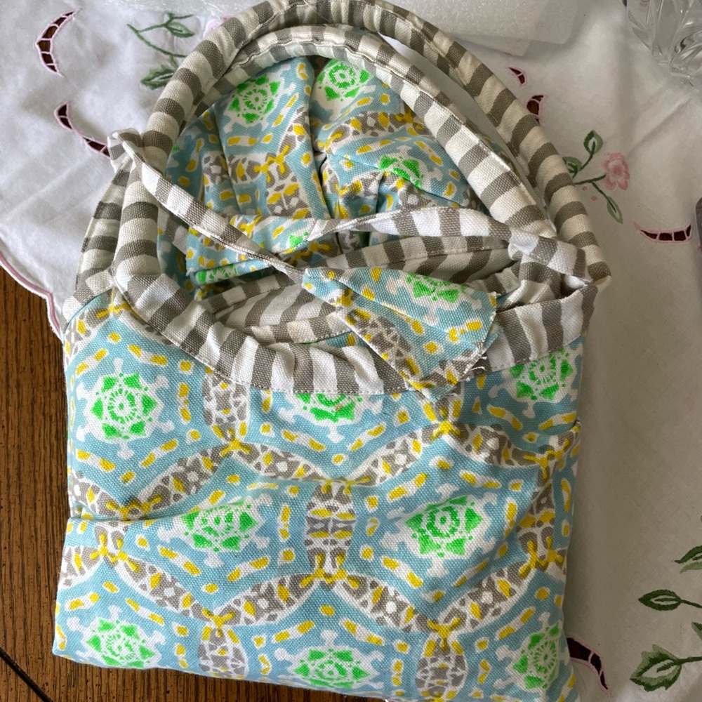 Beach Bag- Roberta Roller Rabbit - Picture 7 of 8